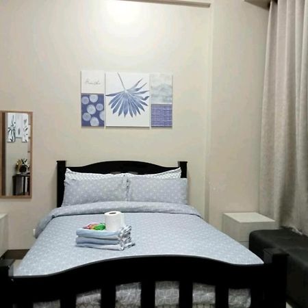 Palm Tree Villas 2 Manila Habitación foto